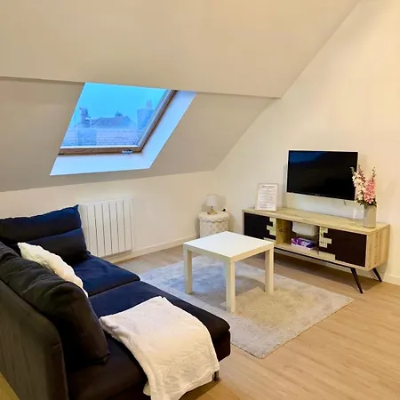Lumineux Et Calme Apartament